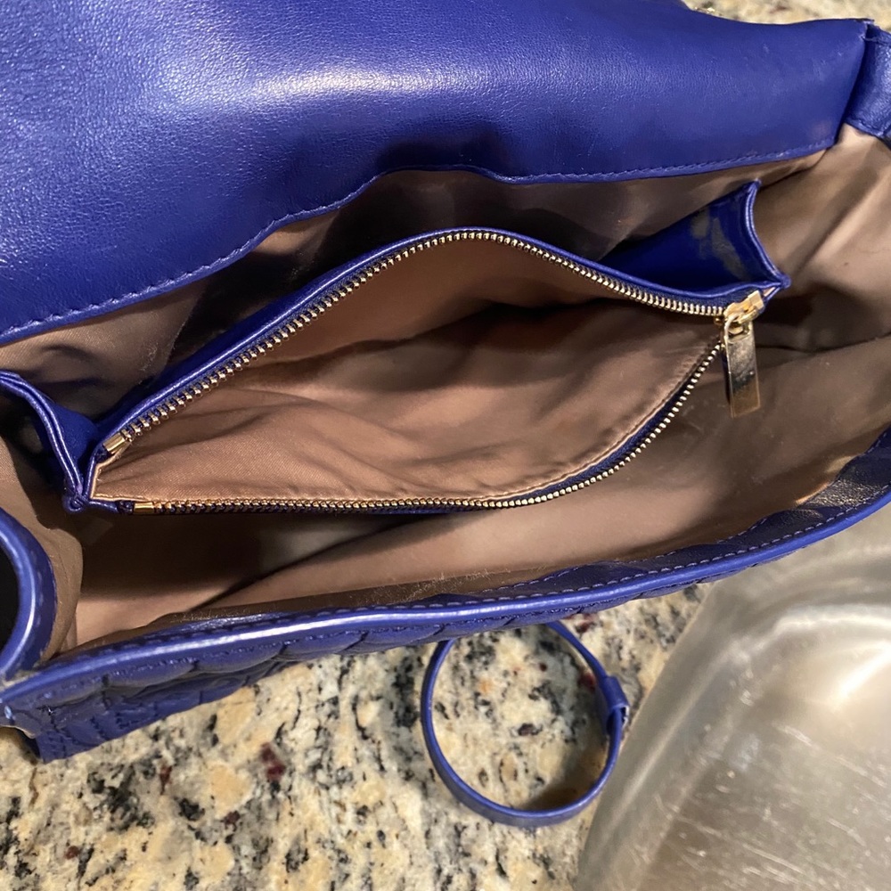 Authentic Versace Vanitas crossbody bag. Please check Picture 14 for the damage - Picture 12 of 16